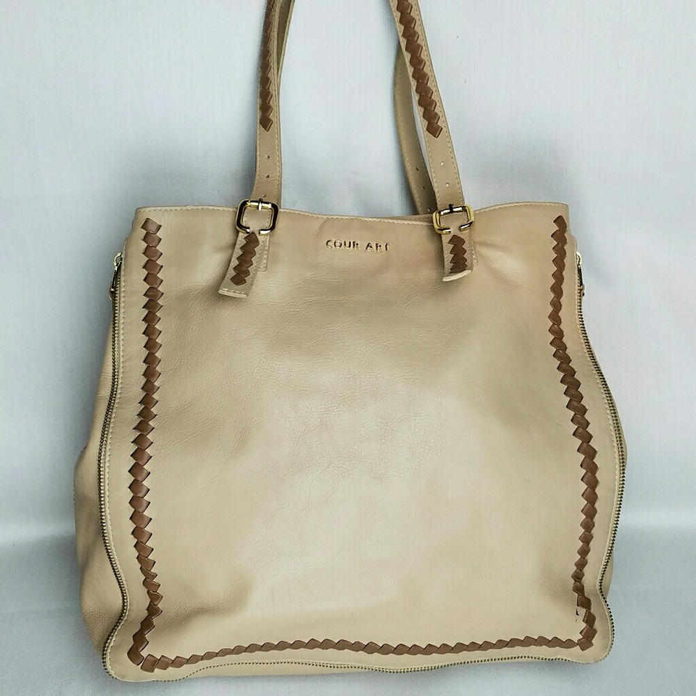 Cour Art Handbag